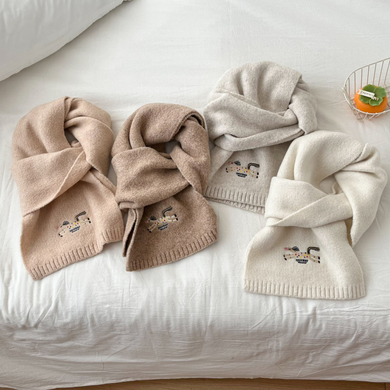 Cozy Knit Scarf with Embroider - Wool Scarf Men 评论和价格